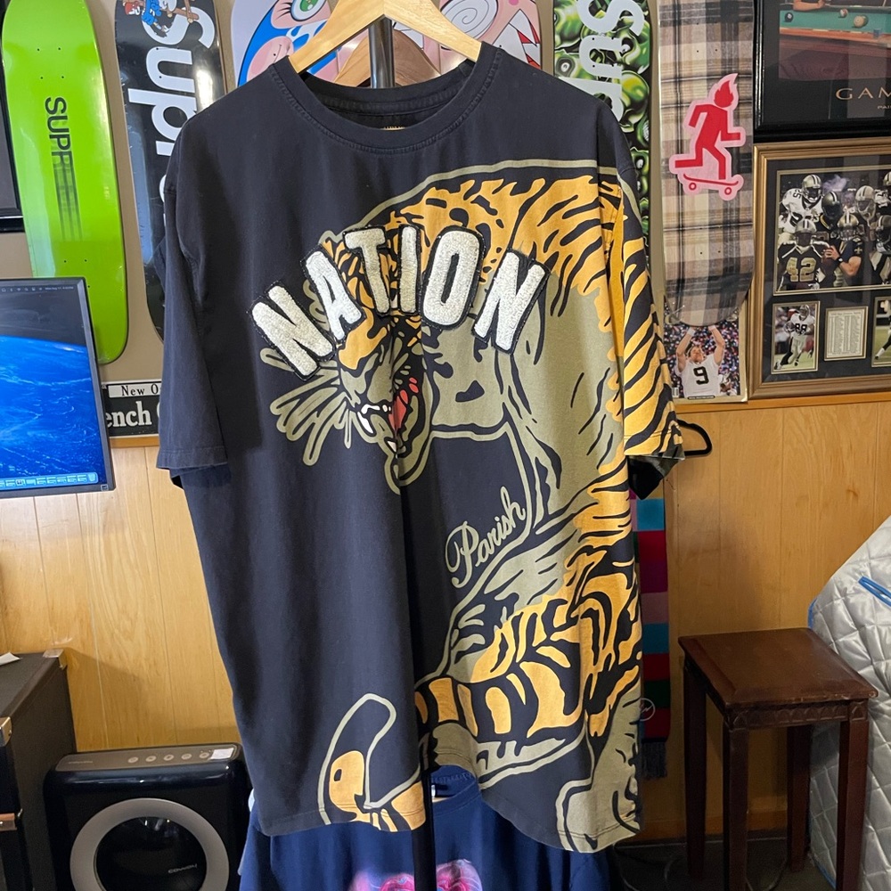 Parish Nation tiger t shirt size 4XL